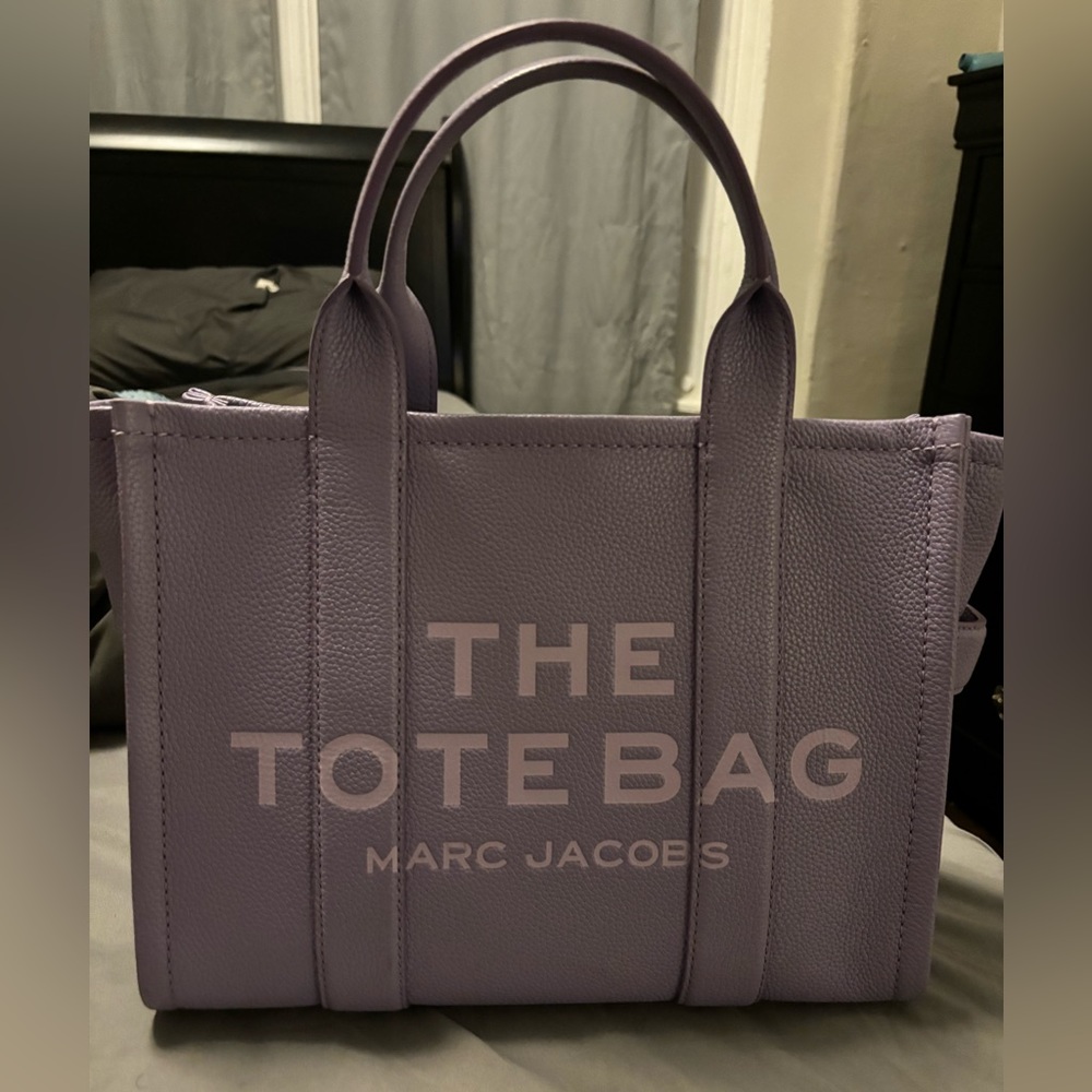 Marc Jacob’s tote bag